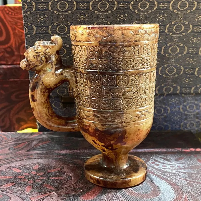 Chinese antique reproductions, jade carvings, collectibles, Xiuyan jade, jade discs, old-fashioned classic ornaments.