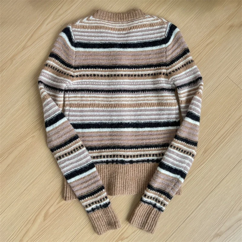 Cardigan for women 2024 autumn new in outerwears Fashion button V-neck stripe long sleeved top Elastic knit slim mohair knitwear