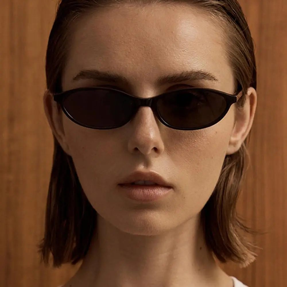 Chic Cat Eye Oval Sunglasses Lightweight Trendy 90s Sunnies UV protection Sun Glasses for Women & Men