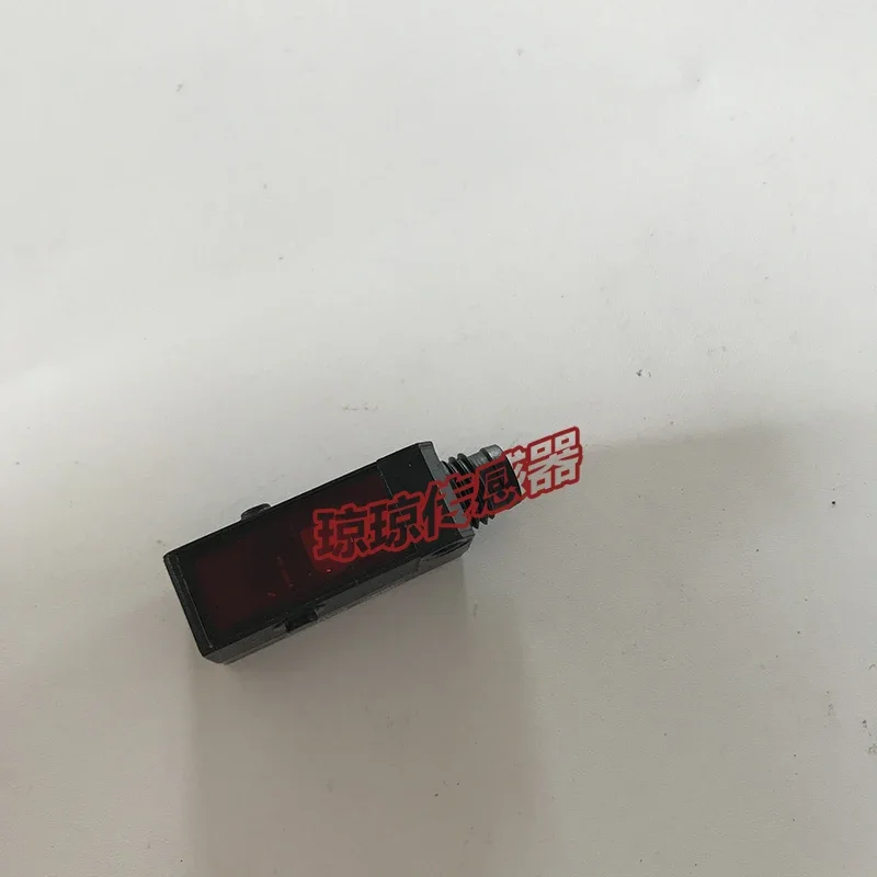 Original Baumer FSDK 10D9601/S35A Sensor In Stock