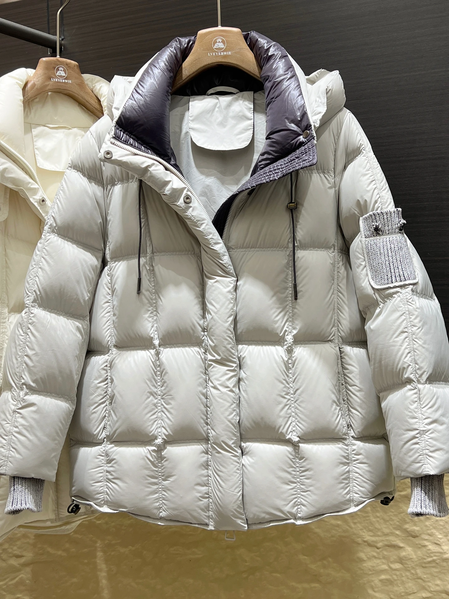 Casaco feminino Thiened de comprimento médio Du down Jaet 95 branco Du Feather com capuz Casaco quente e emagrecedor com Sve kets