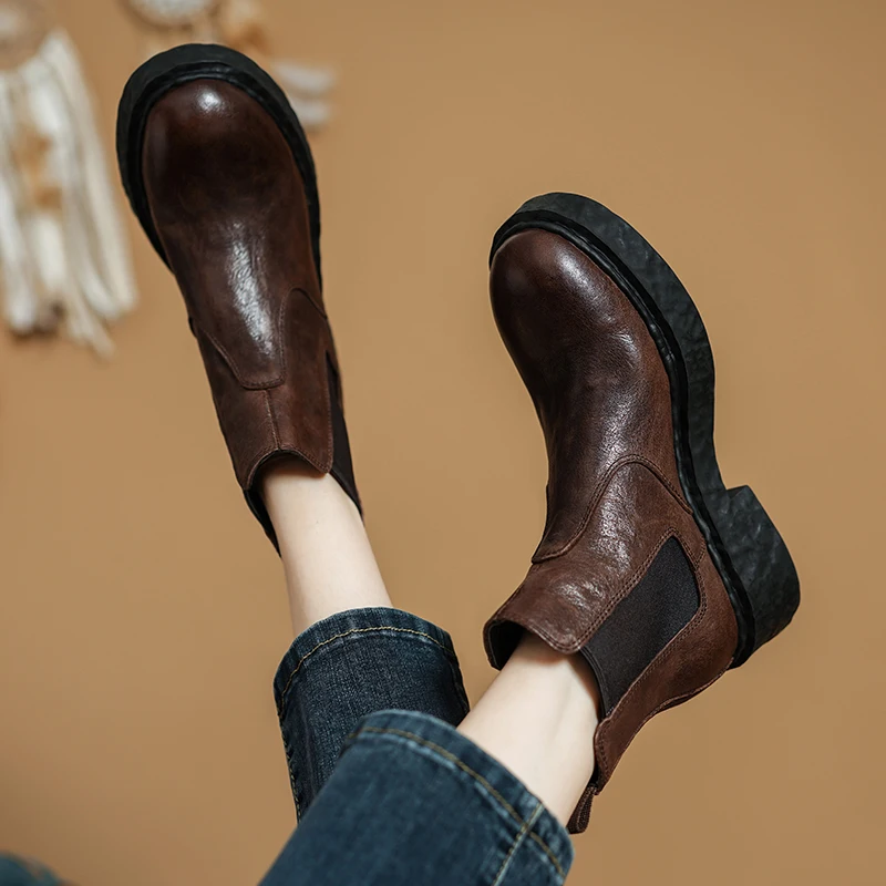 

Retro Chelsea Boots Woman Round Toe HandmadeSpring Autumn Quality Ankle Boots Horsehide Women Boots British Style Winter Shoes