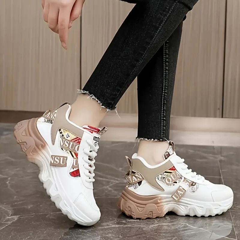 New 2025 Spring and Summer Dad Shoes, Women's Korean Edition Color Blocked Breathable Height Increasing Thick Soled Shoes