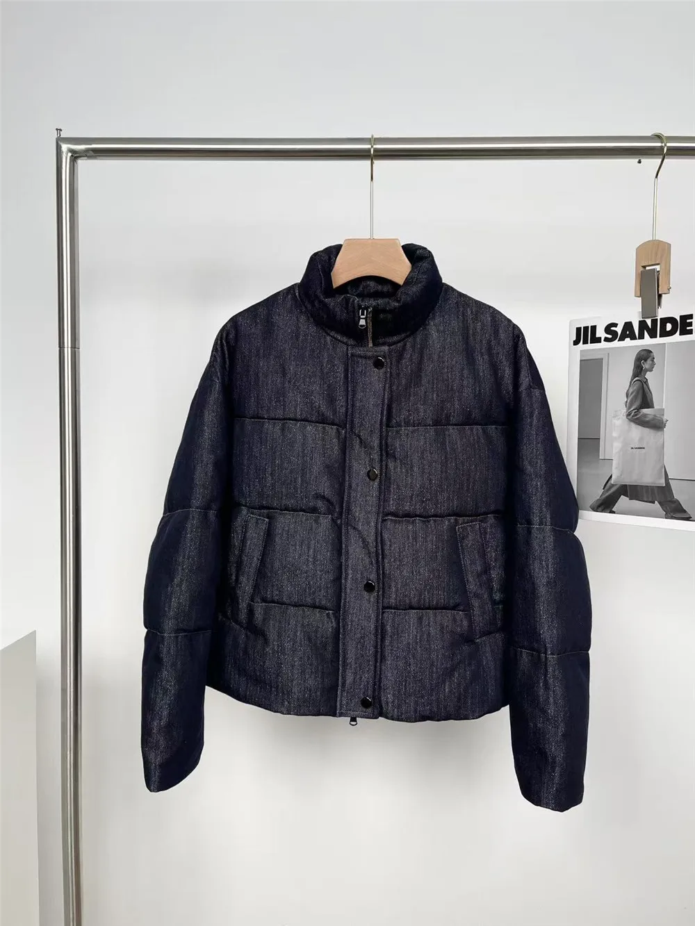 

Women's Clothing 25 Autumn/Winter New Stand Collar Denim Goose Down Cardigan Zipper Short Warm Down Jacket