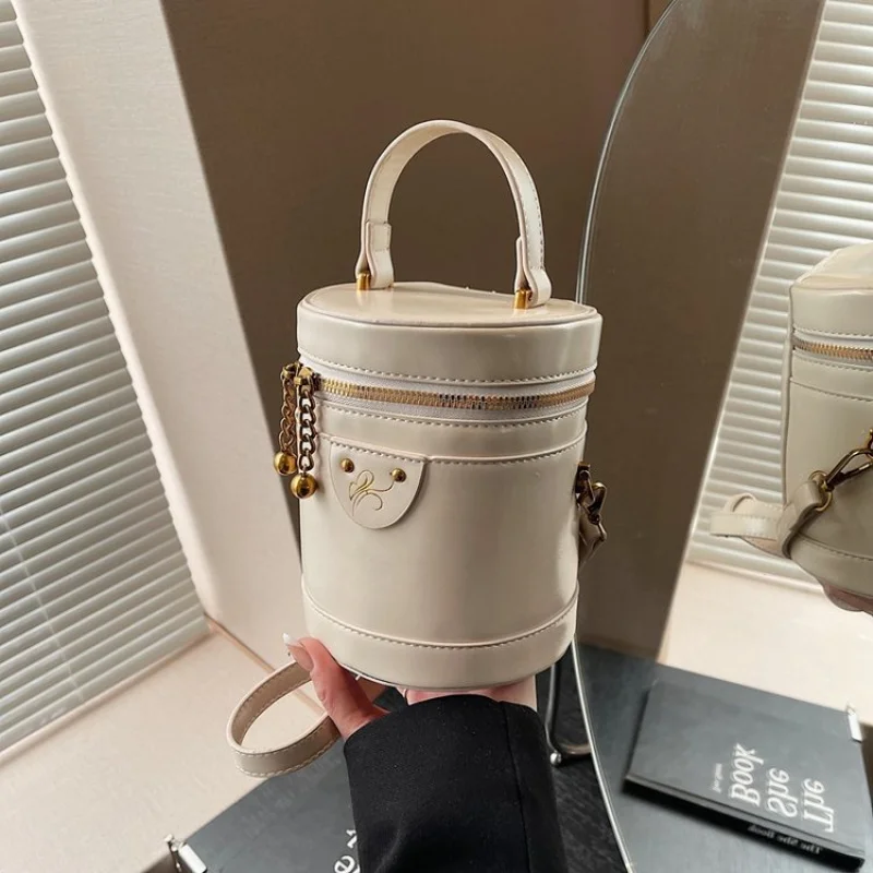

Famous Designer Leather Women's Tote Bag Luxury Brand Fashionable Classic Elegant Commuter Vintage Daily Bag​