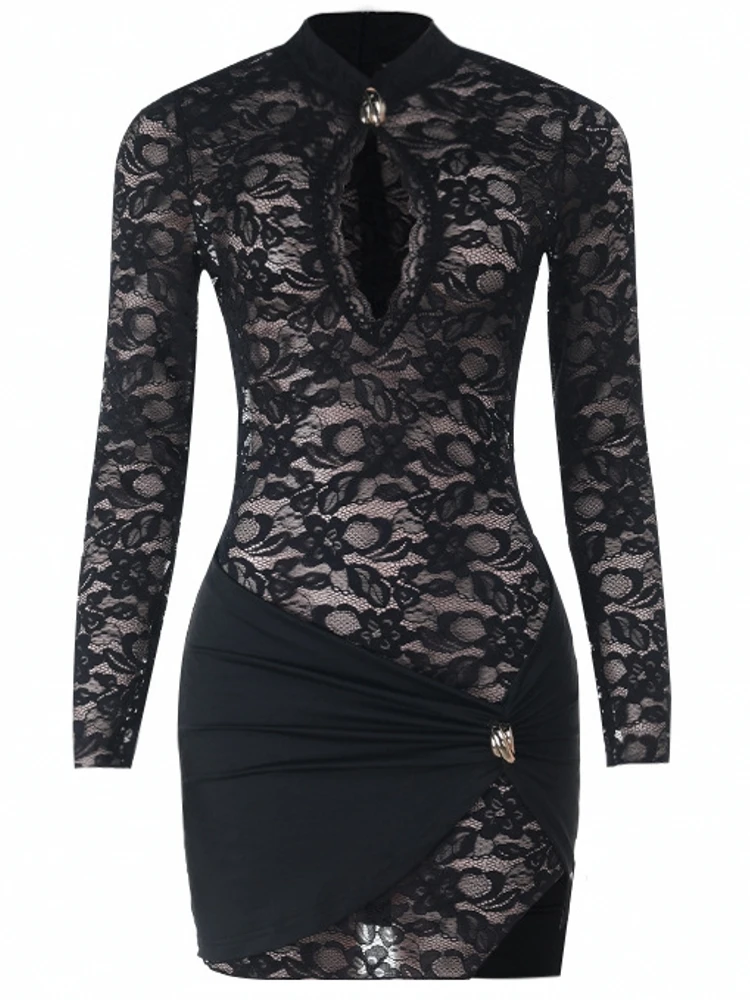 ชุดเดรสสั้นลูกไม้สีดำเซ็กซี่สำหรับผู้หญิง แขนยาวเว้าข้าง  ชุดราตรี ชุดออกงาน ชุดคลับ  สไตล์วินเทจลำลอง  ชุดรัดรูป  แบบซีทรู