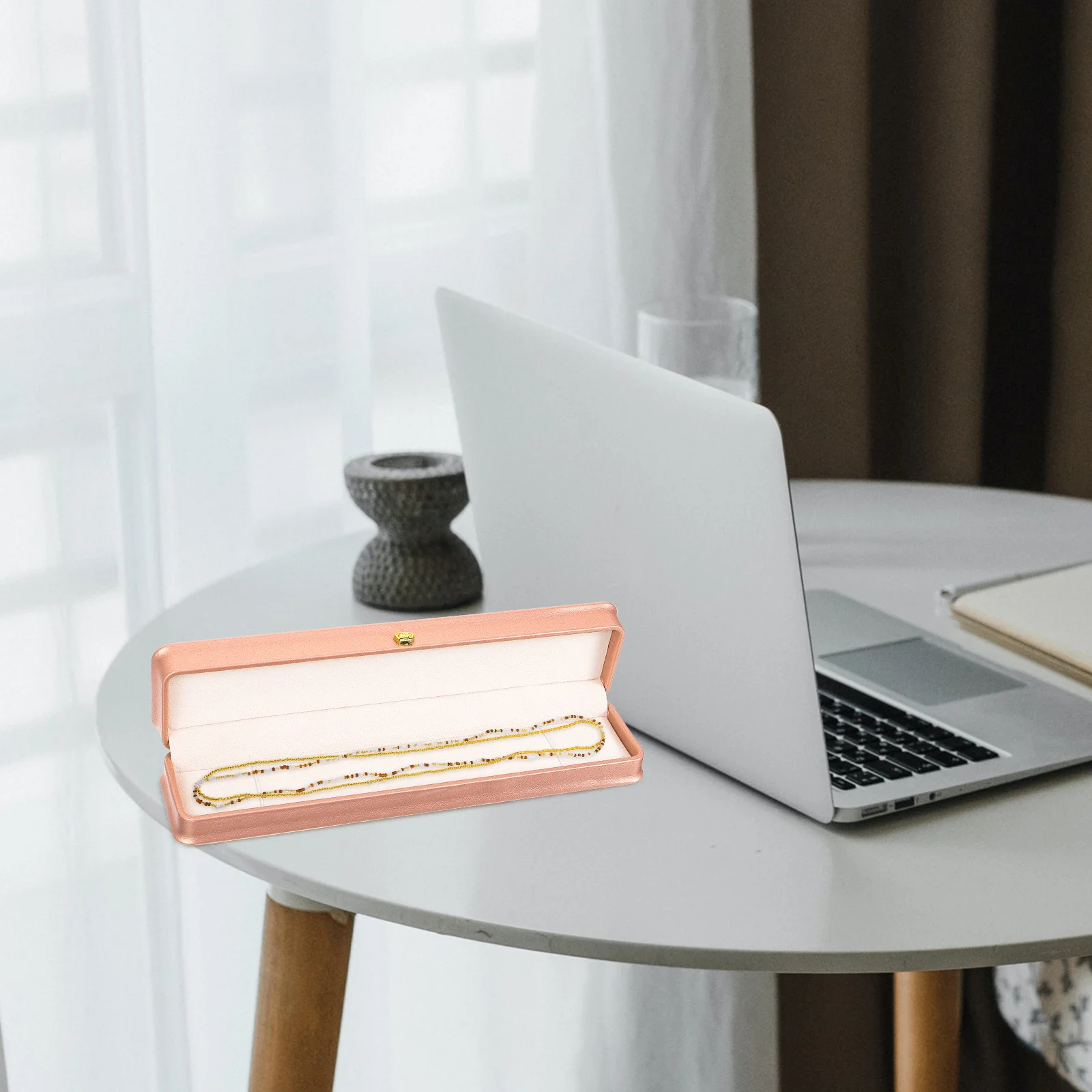 

Шкатулка для ожерелья, коробка для хранения браслетов, гладкая поверхность, надежный футляр для ожерелья, коробка для хранения ювелирных изделий,