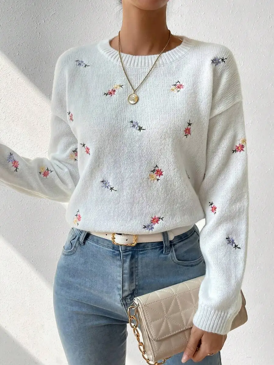 

Women's Floral Embroidered Round Neck Drop Shoulder Loose Fit Long Sleeve Sweater for Autumn Casual Wear