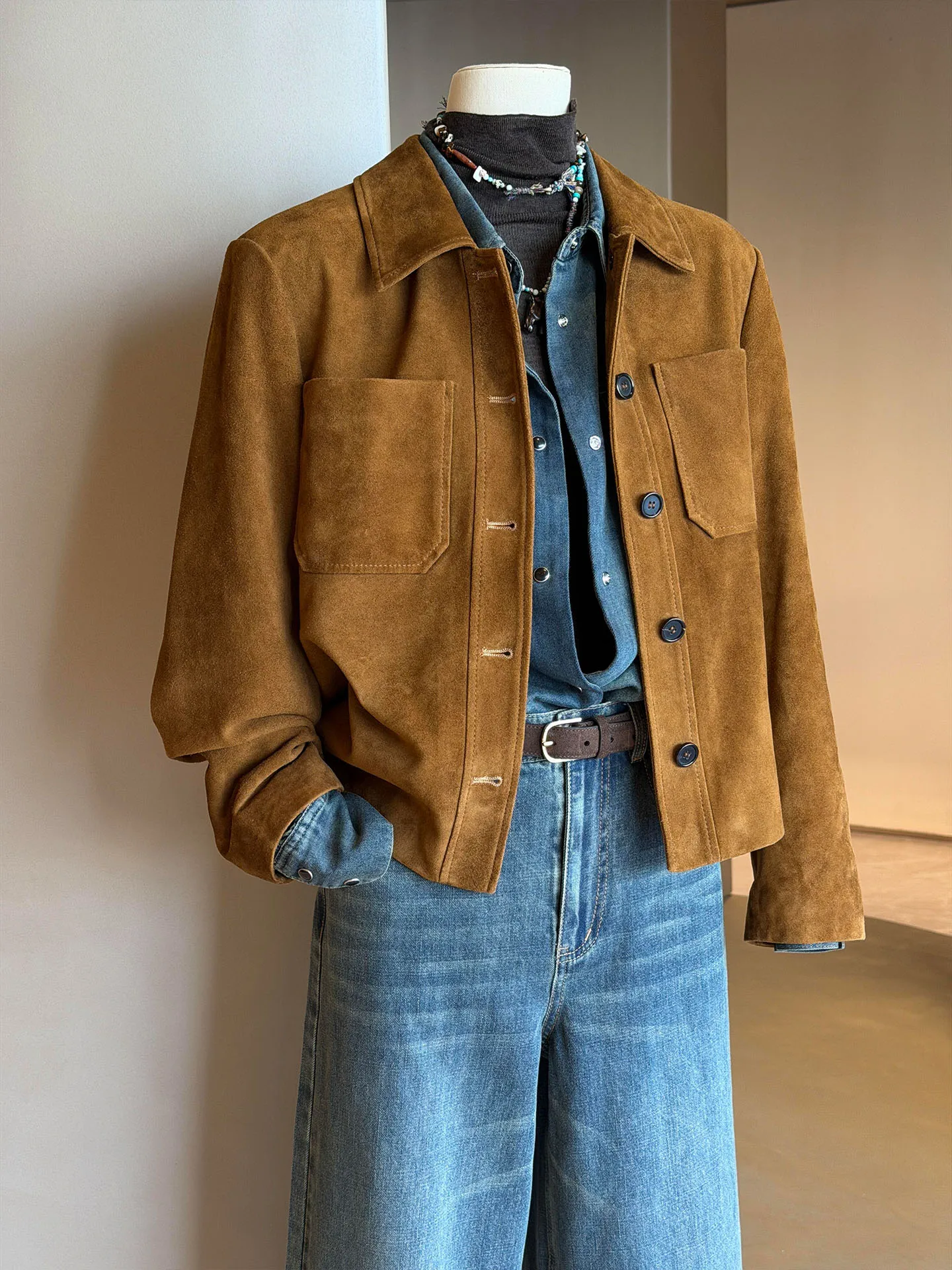 

Ретро-жакет из замши для женщин, кофейного цвета, с отложным воротником, весна 2026, новинка, элитный стиль, рабочая одежда...