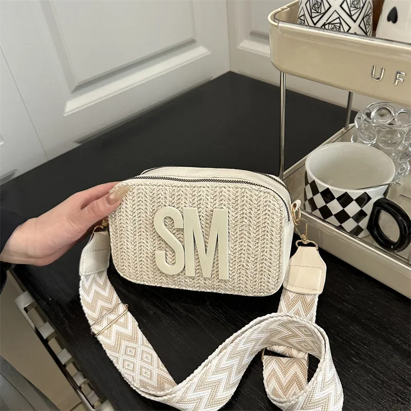 

2025 Women's Grass Woven Bag Country-style Convertible Commuting Lightweight Water-Resistant Free Shipping