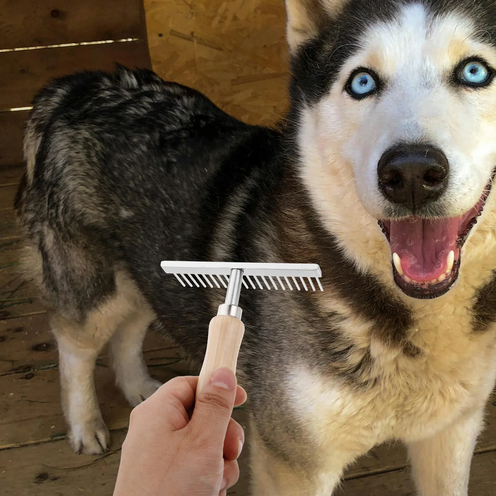 Dematting Brush Rake Comb Horse Deshedding Tool Stainless Steel Grooming Brush Wooden Handle Effective Undercoat Rake for Dogs