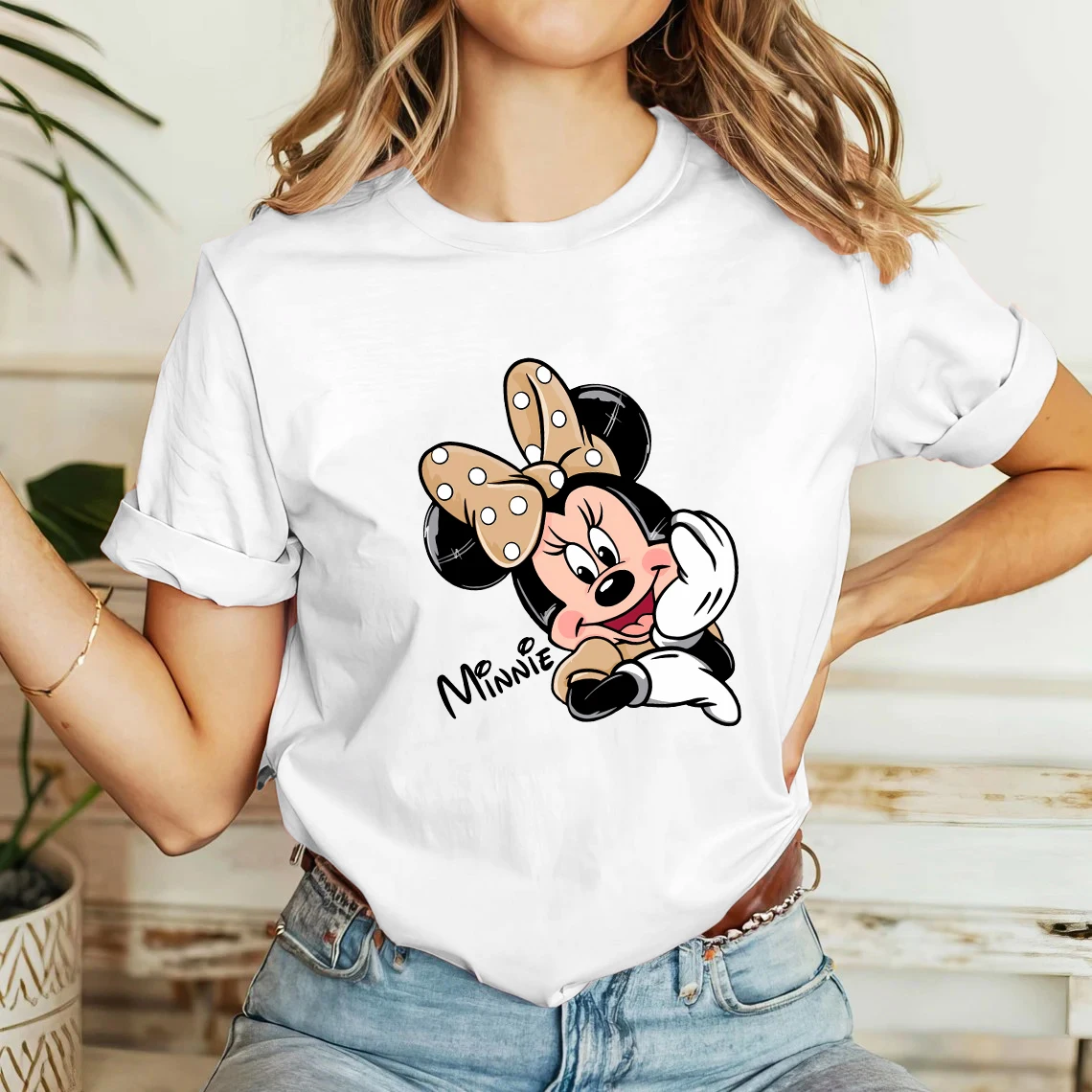 

Disney Minnie Mouse Cute and Playful Logo Short-Sleeved Women's White T-Shirt Home Leisure Outdoor Sports Shirt