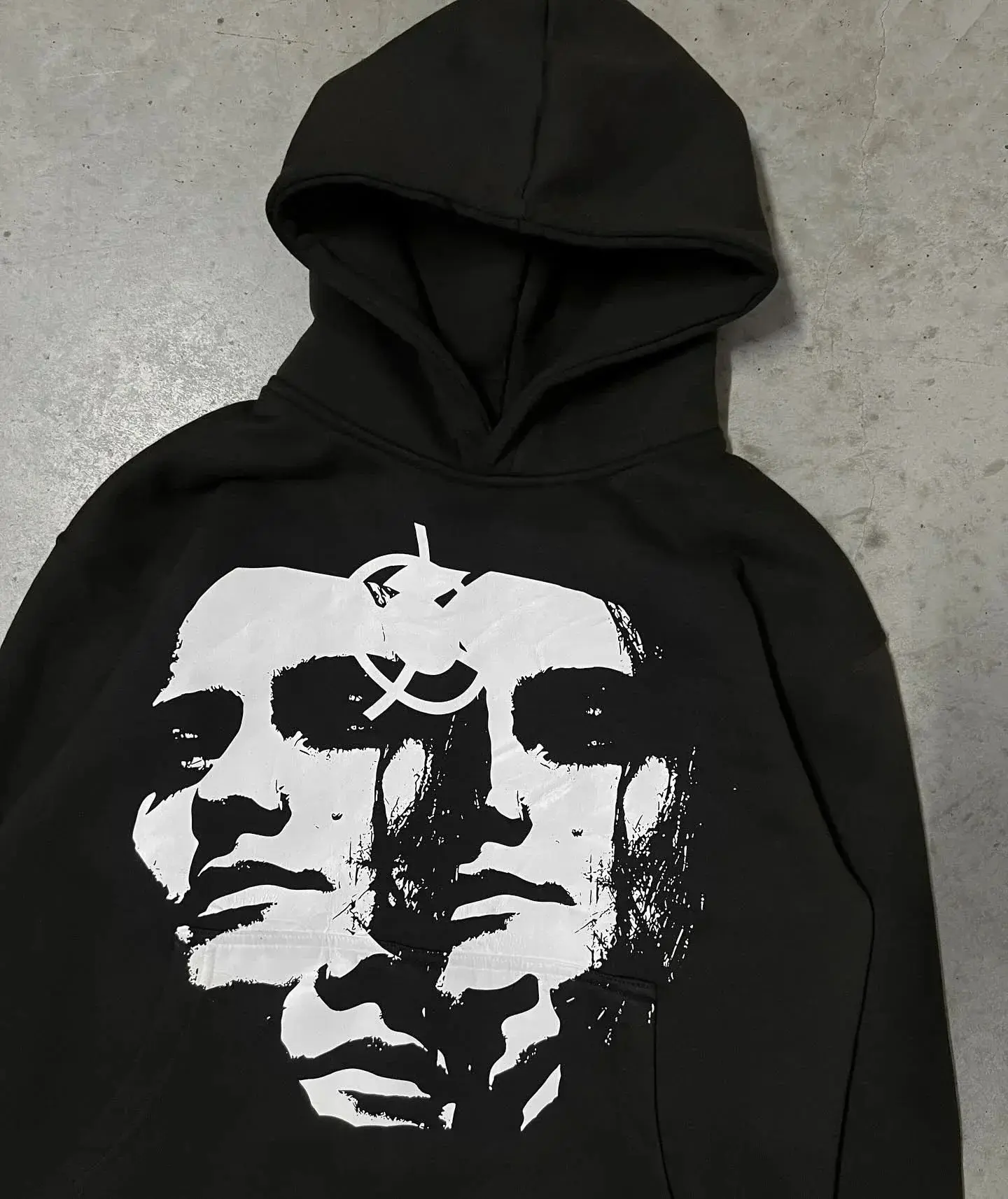 Fashionable Retro Street Style Portrait Print Long-sleeved Loose-fitting Hooded Shirt Suitable for Both Men and Women