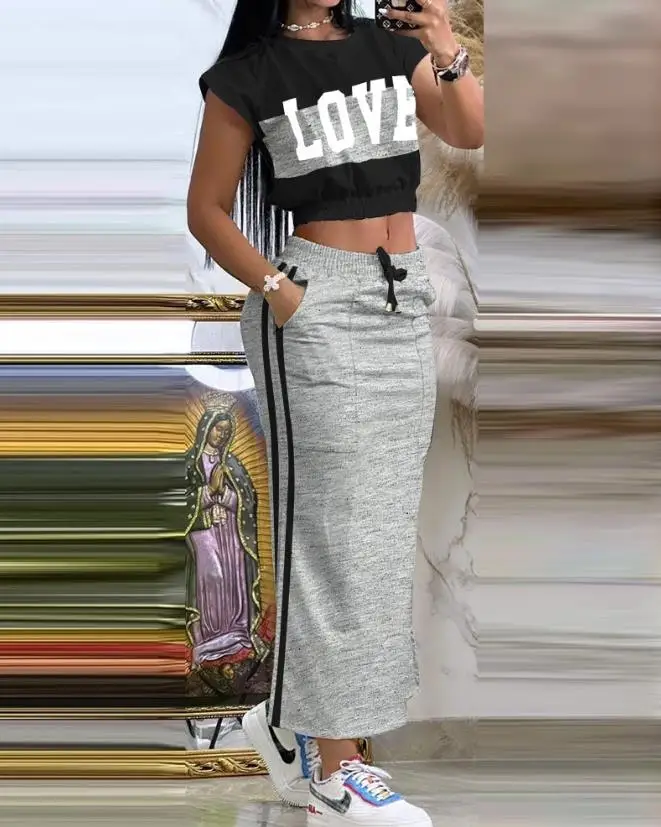 Dwuczęściowy zestaw damski Outifit 2023 Summer Fashion Print Colorblock O-Neck Short Sleeve Crop Top & Casual Striped Pocket Skirt Set