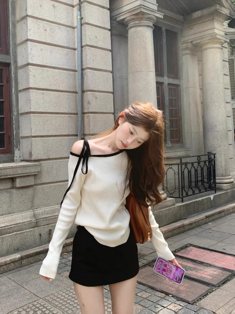 

Korean Sle Long Sve Knitted Top Women's oulder Bared Belted Base irt Spring 2026 Pure Desire Design Unique Bot irt
