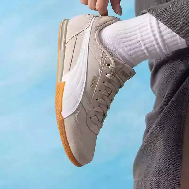 

Новые женские кроссовки PUMA Retro Low Top Lifestyle 2026 года, модель 403554-05, бежево-белые с золотистым замшевым верхом, повседневная обувь