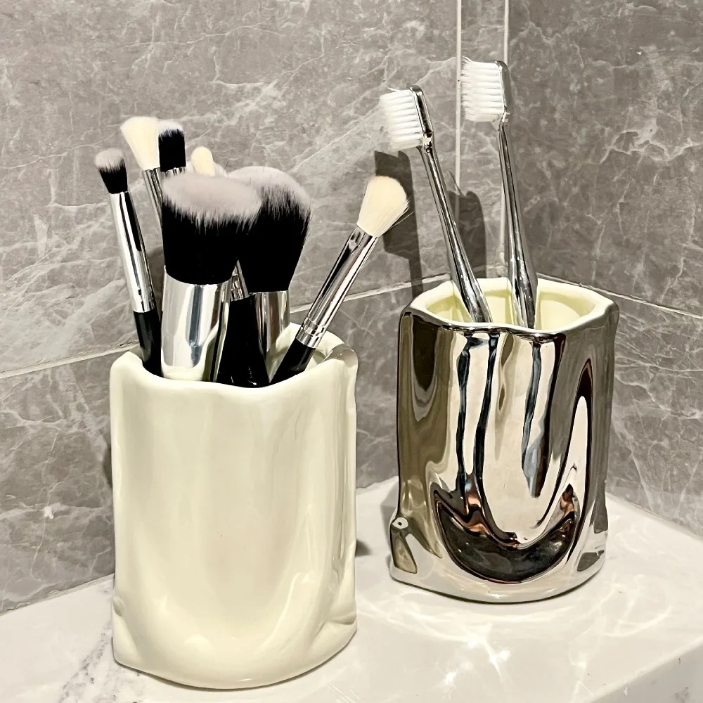 Luxury Creative Toothpaste Toothbrush Storage Tube Household Makeup Eyebrow Brush Rack Toothbrush Holder Storage Box Upscale