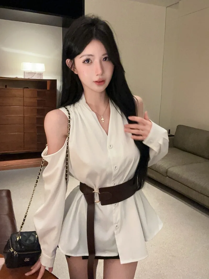 

French Style Shoulder Bared Long Sleeve Women's Shirt Spring Season Waist Cinched Belted White Blouse Top for Young Women