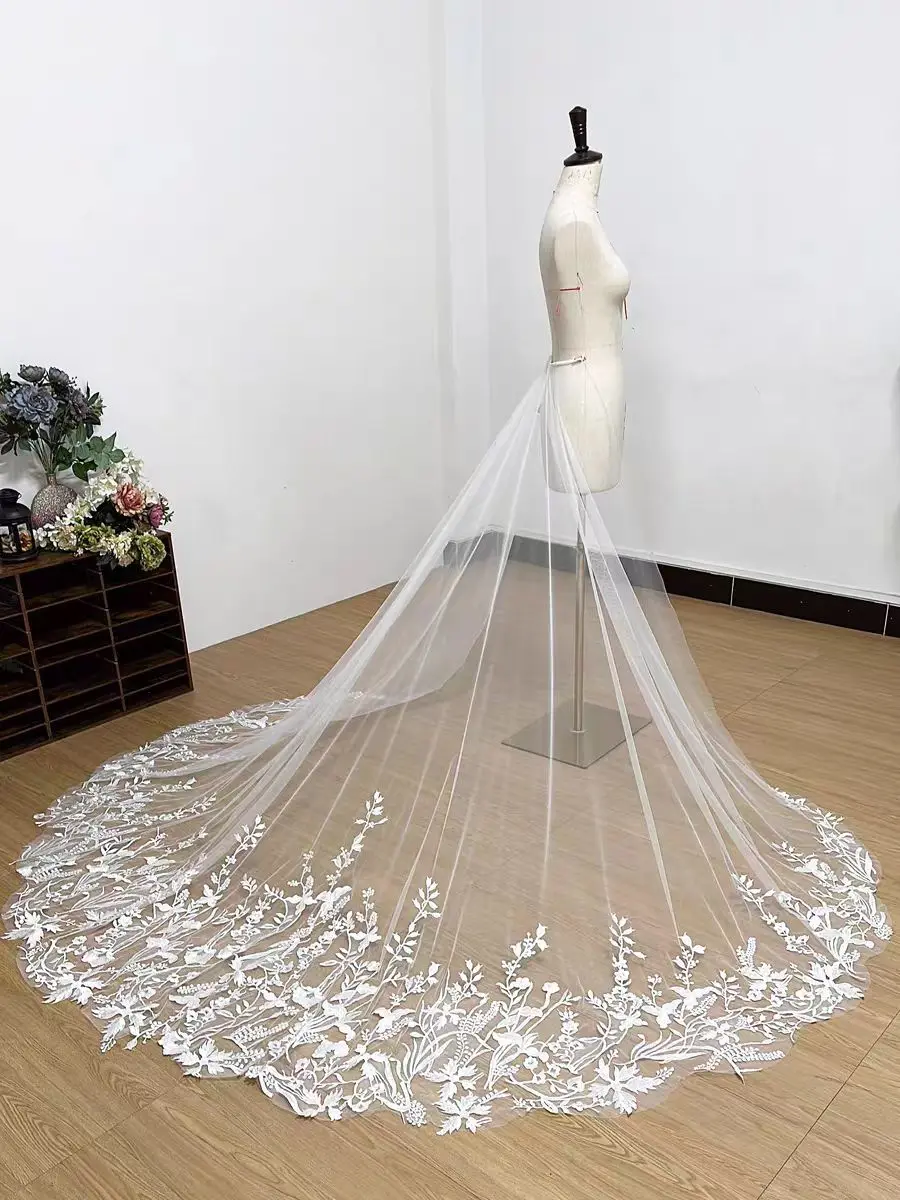 Saia de uma camada com trem destacável, luxo Lace Appliques Overskirt para casamento, trem removível