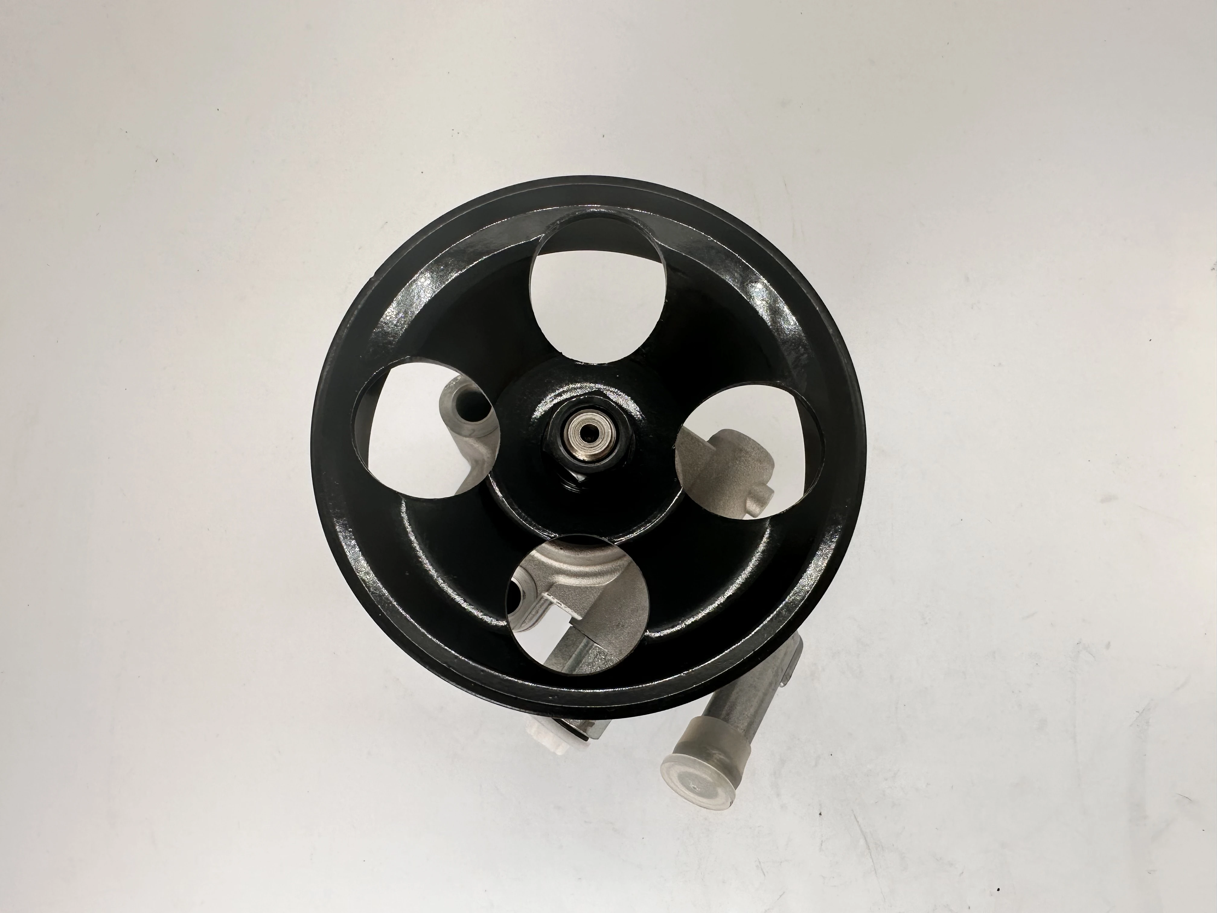 ホットセール高品質オートステアリングシステムパワーステアリングポンプ（ジーリービジョン用）1064001040