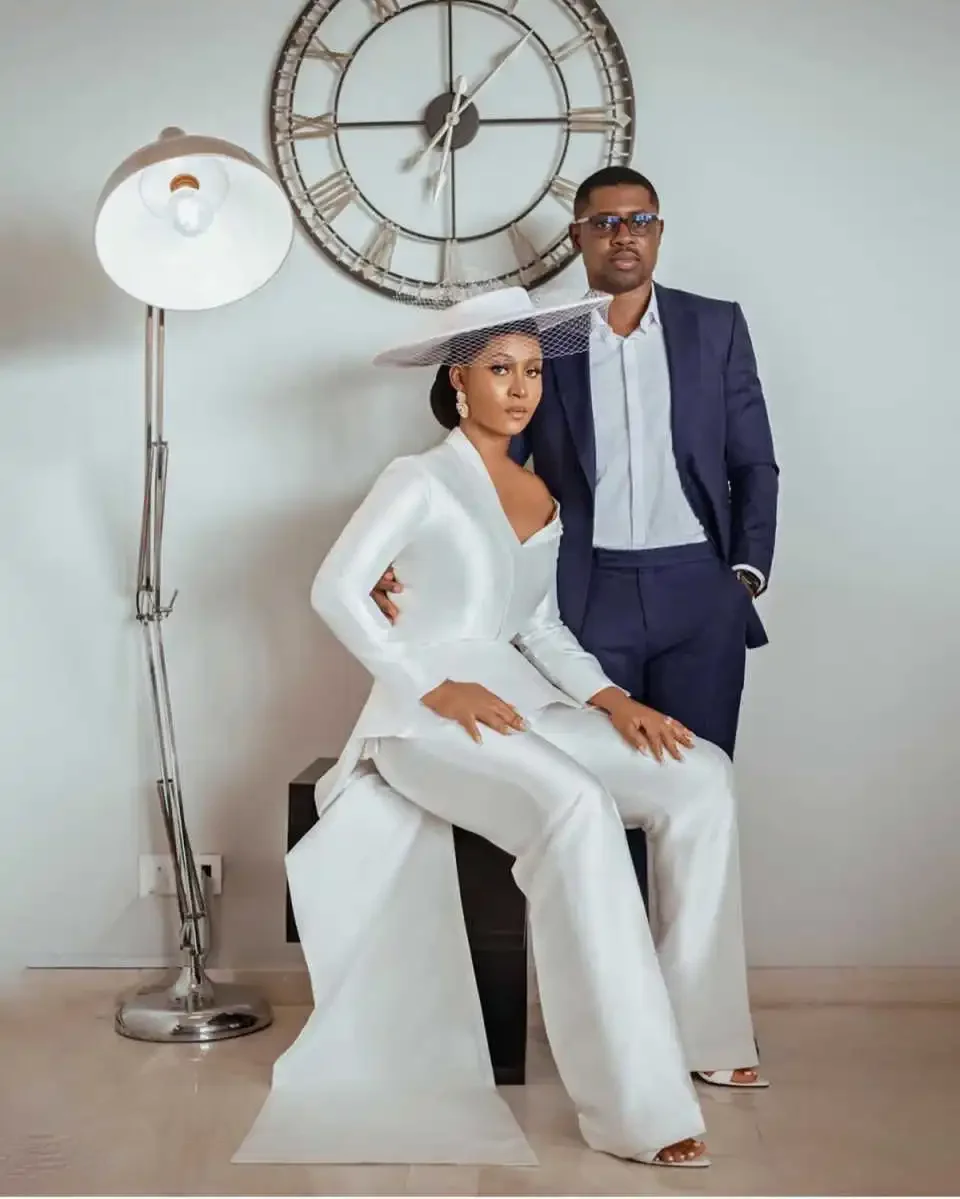 ジャンプスーツの結婚式のスーツドレス長袖セレブペンシルパンツロングトレインジャケットカジュアルブライダルドレスカスタマイズ