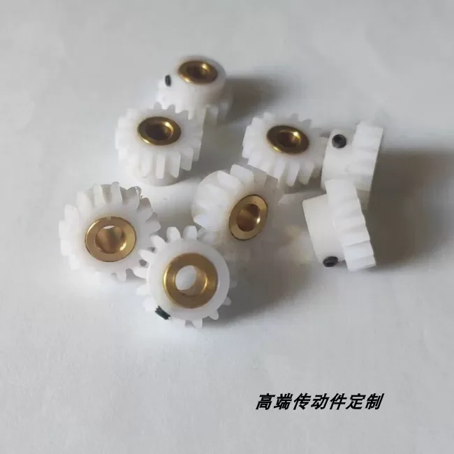 

1M 15-зубчатая шестерня из POM-нейлона с наружным диаметром 17 мм, медной втулкой и износостойким пластиковым корпусом для DIY RC-моторов и трансмиссионных деталей