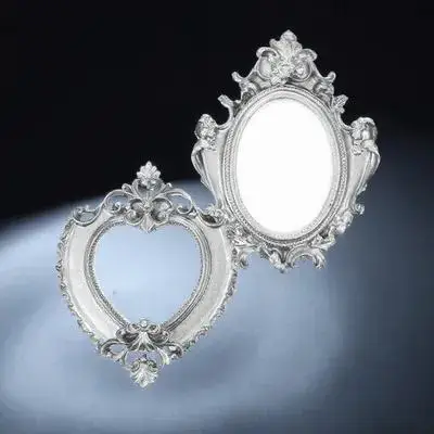 

2Pcs Resin Vintage Photo Frames Gold Mini Picture Frame Jewelry Display Frame Decorative Retro Ornament for Home