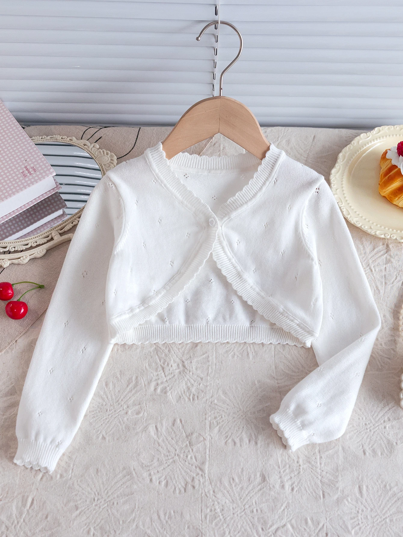 Girl's Elegant Style Solid Color Hollow Short Sleeved Knitted Cardigan With One Button Air Conditioning Shirt Thin Shawl