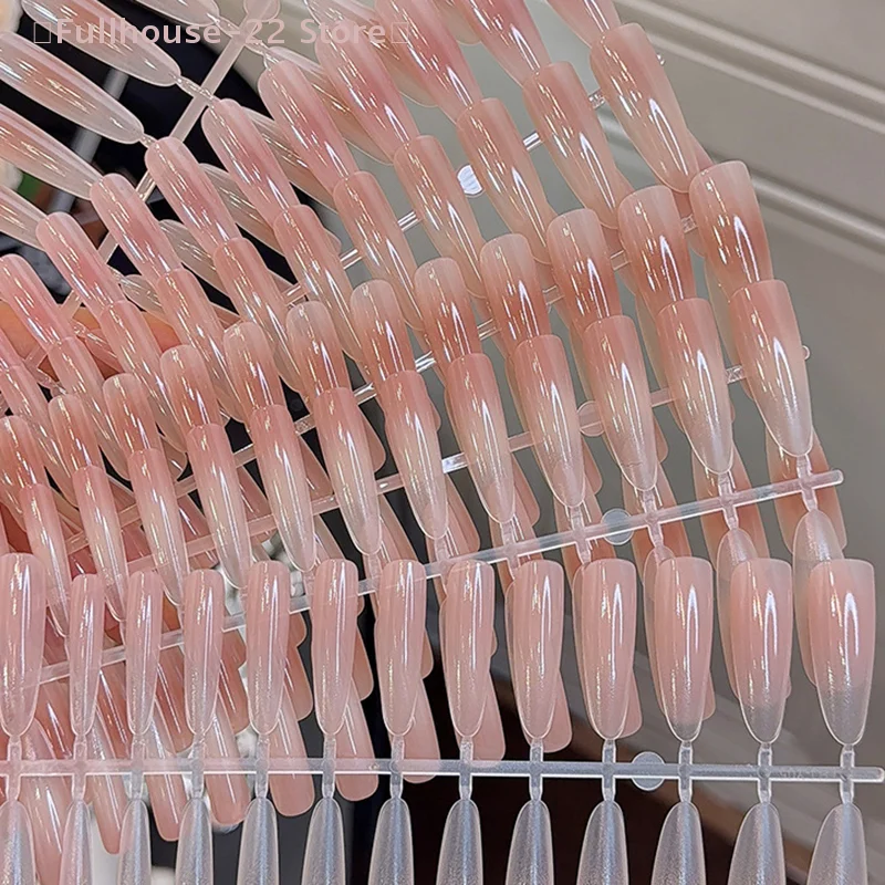 【MAX-22】30 Stück Farbverlauf-Nude-Farbene Künstliche Nägel zum Aufdrücken, Schnelle Verlängerung, Matte, Tragbare Falsche Nägel, Natürliche Vollabdeckung, Nagelspitzen