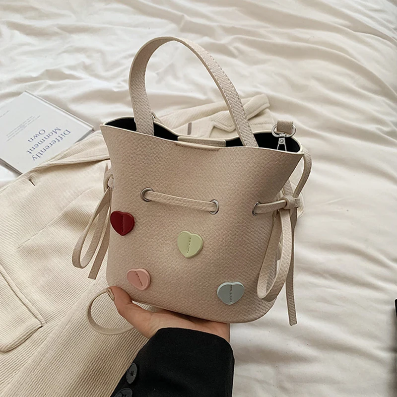 Popular Small Bag for Women 2025 New Fashionable Versatile Crossbody Bag Exquisite Handheld Bucket Bag