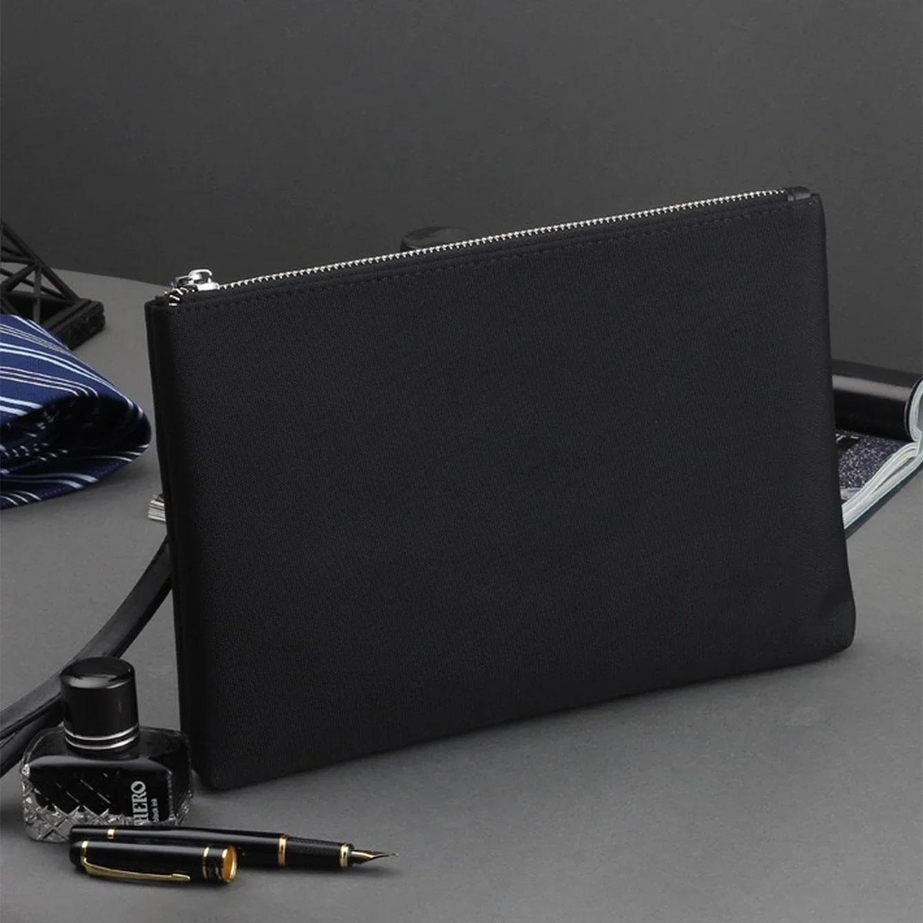 Business Simple Clutch Bag Fashion Casual Slim Portable Zipper Wristlet Bag Men\'s Handheld Armpit Bag