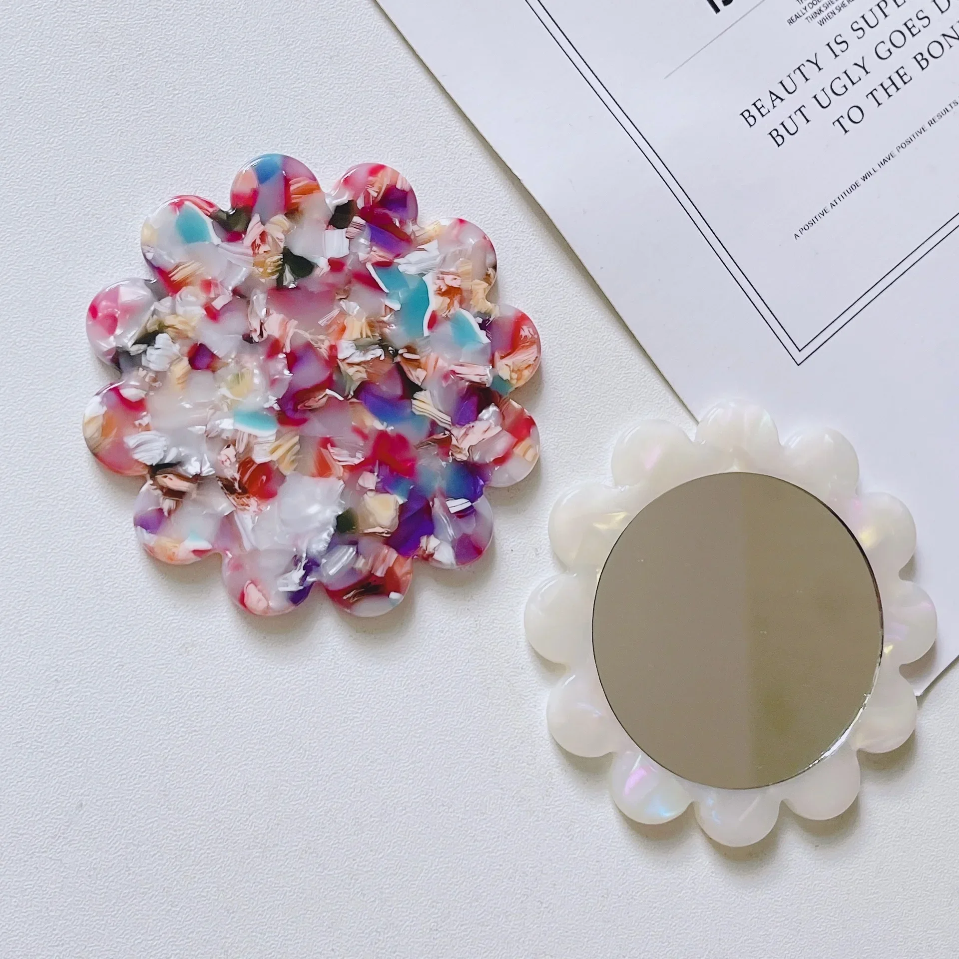 Flower Shaped Acetic Acid Makeup Mirror Handheld Circular Mirror Hand Mirror SPA Salon Compact Acetic Mirrors Cosmetic New