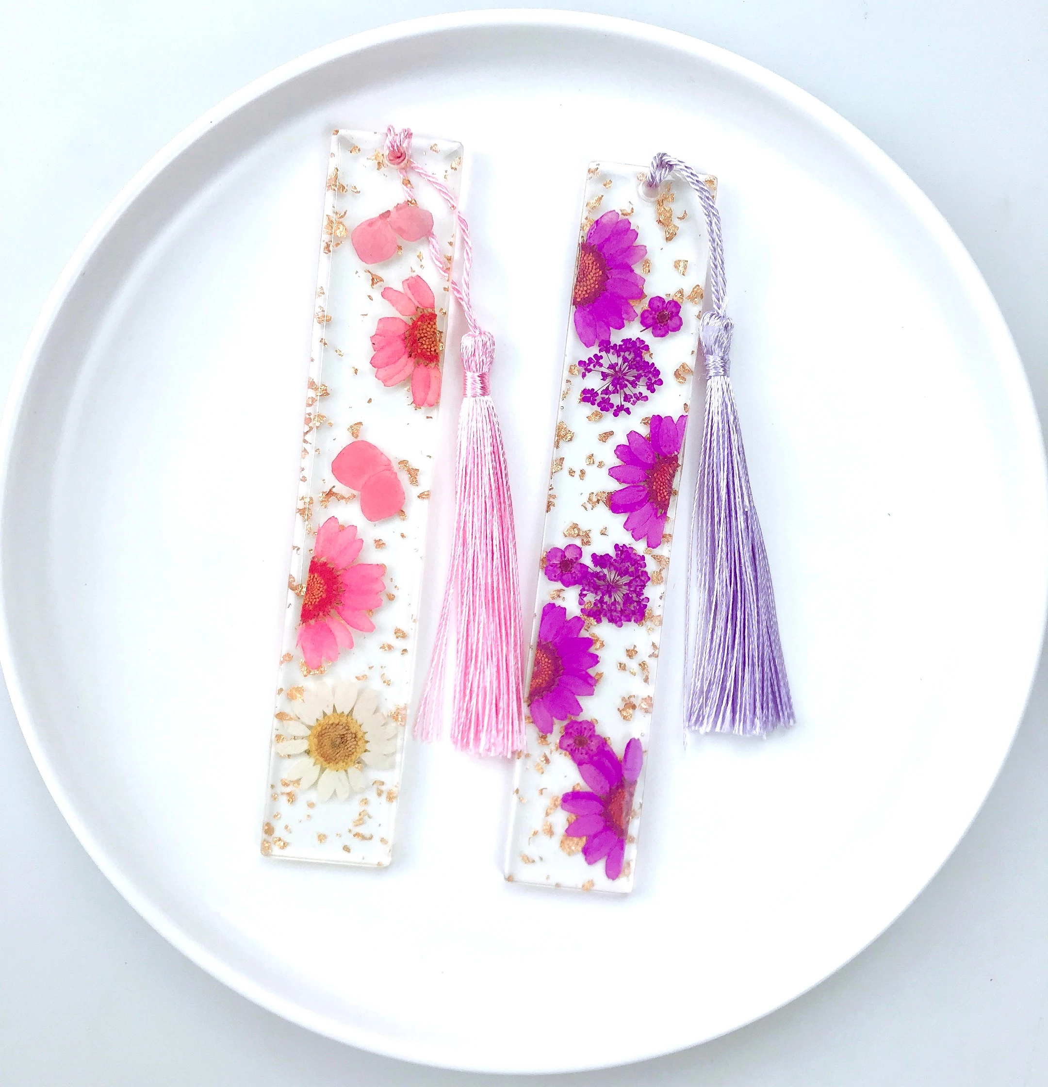 Creative Epoxy Bookmarks New Fashion Daisies Dried Flowers Tassel Bookmark For Readers Teachers Students Mothers Day Gift image 5