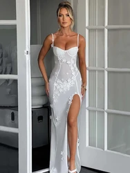 Mozision elegante malha pura sexy vestido maxi para mulheres, branco, ver através, cinta de espaguete, sem mangas, coxa alta divisão, longo