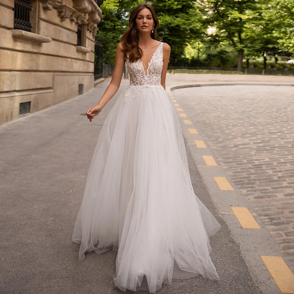 

Weilinsha Modern A-Line Appliques Sleeveless Wedding Dress Soft Tulle Floor Length Vestido De Novia Court Train Bridal Gowns