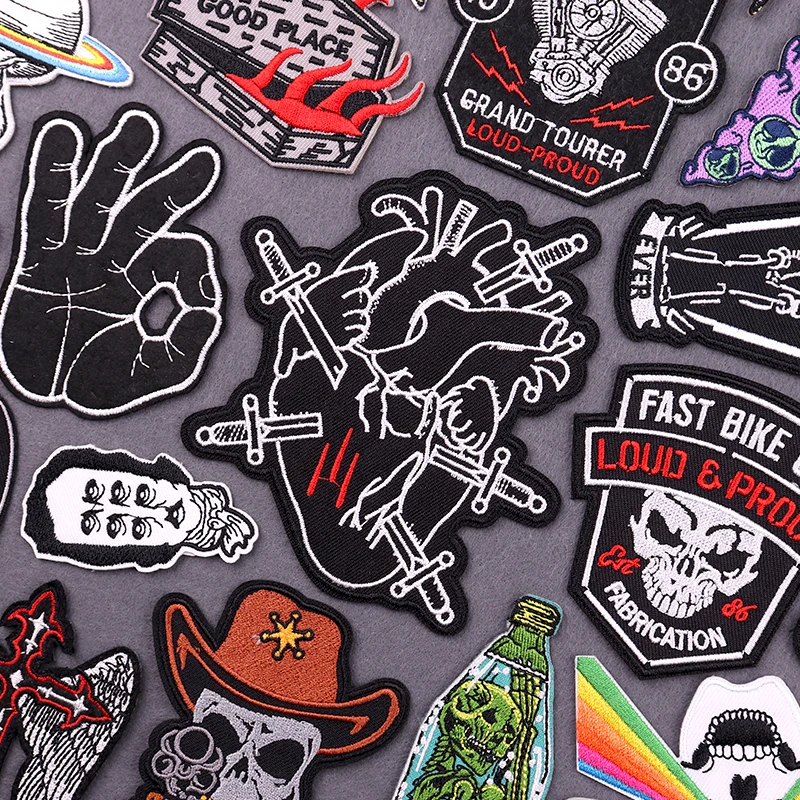 Heart Embroidery Patch Iron On Patches For Clothing Thermoadhesive Patches For Clothes Punk Skull Sewing/Fusible Patch Stickers