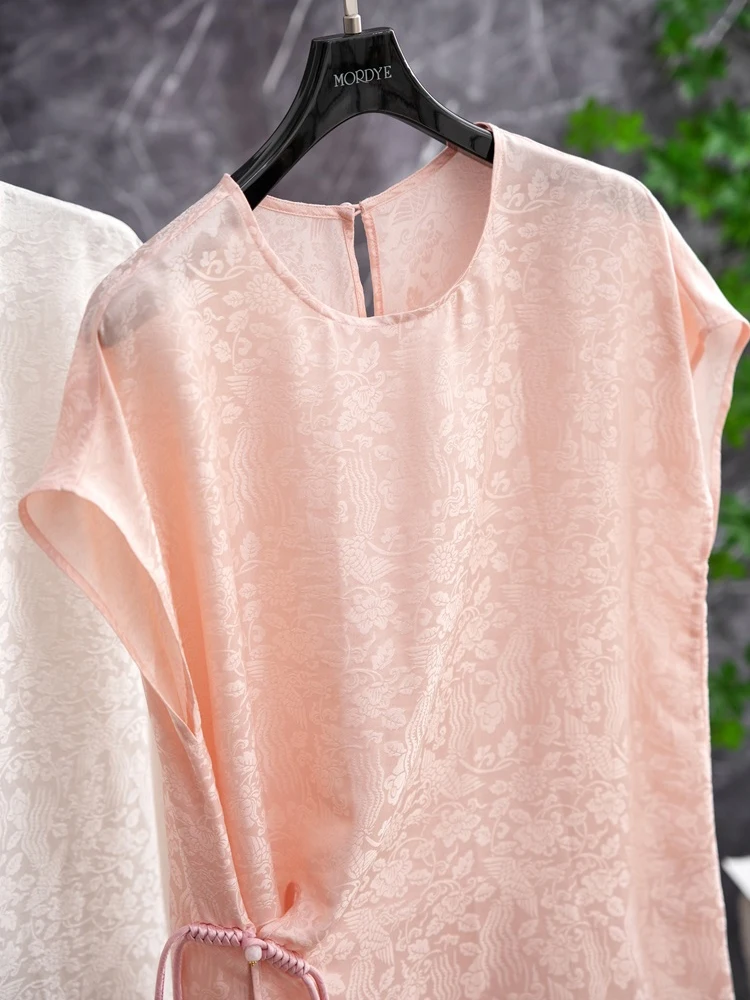

Slimming Floral Embroidery Short Sleeve Silk Shirt Shoulder Width Regular Straight Cut Button Detail Collar Neckline Summer Top