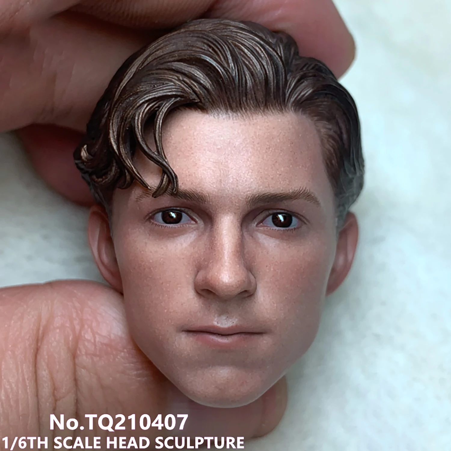 

1:6 Scale Spider Tom Holland Peter Male Head Sculpt FIT 12'' Hot Toys Action Figure Body