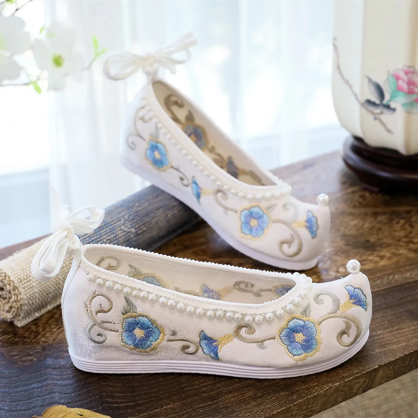 Zapatos Hanfu antiguos originales, zapatos antiguos con bordado rojo de tiro alto para mujer, zapatos de plataforma