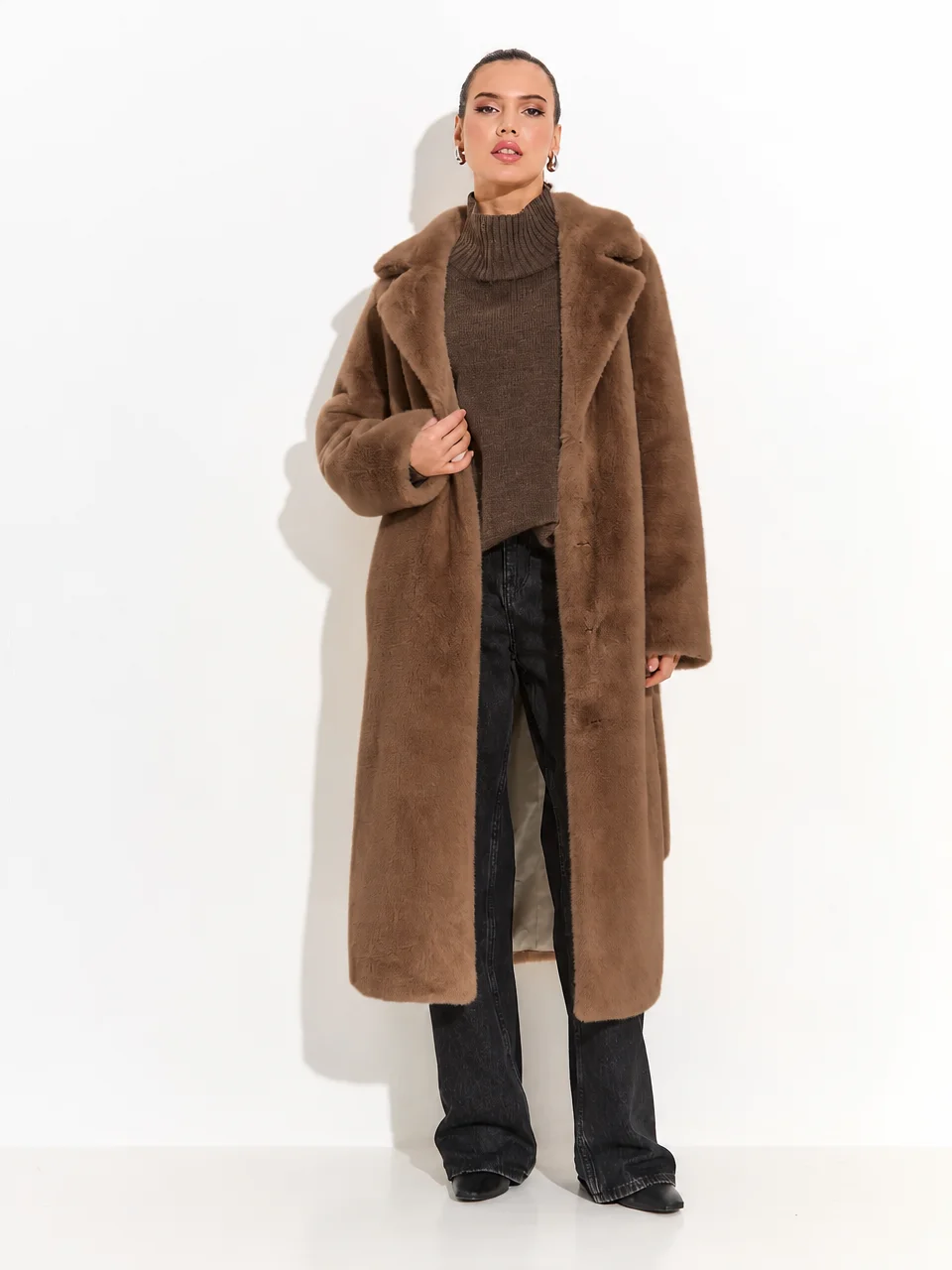 Women's Long Winter Faux Mink Fur Coat Eco-Friendly Thick Warm Faux Suede Lining High Quality Easy Clean 2026 New Style