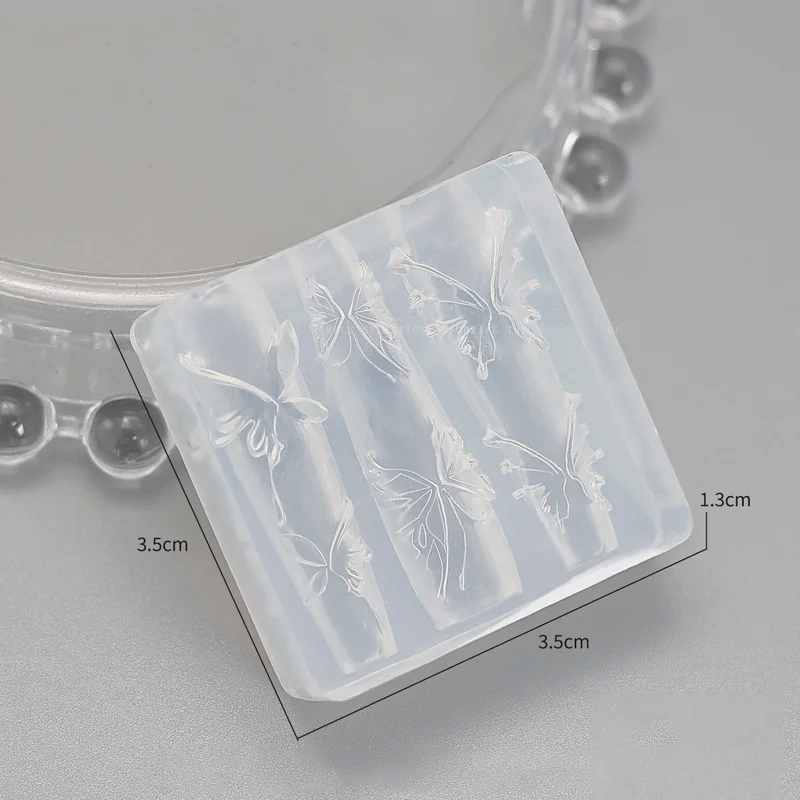 1 Stücke Schmetterlinge Multi-Designs 3D Carving Silikon Nagelform DIY Design Silikon Nail art Nägel Werkzeug