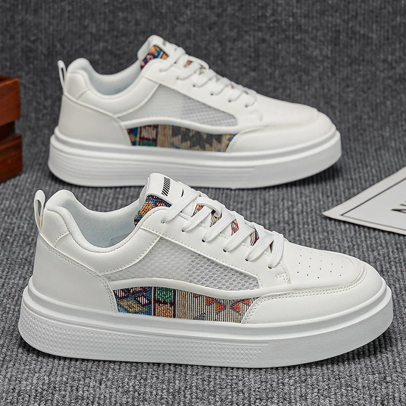 2026 Men Popular White Skateboard Shoes Spring Breathable Non Slip Vulcanized Shoes Trendy Men Leisure Sneakers Tenis Masculino