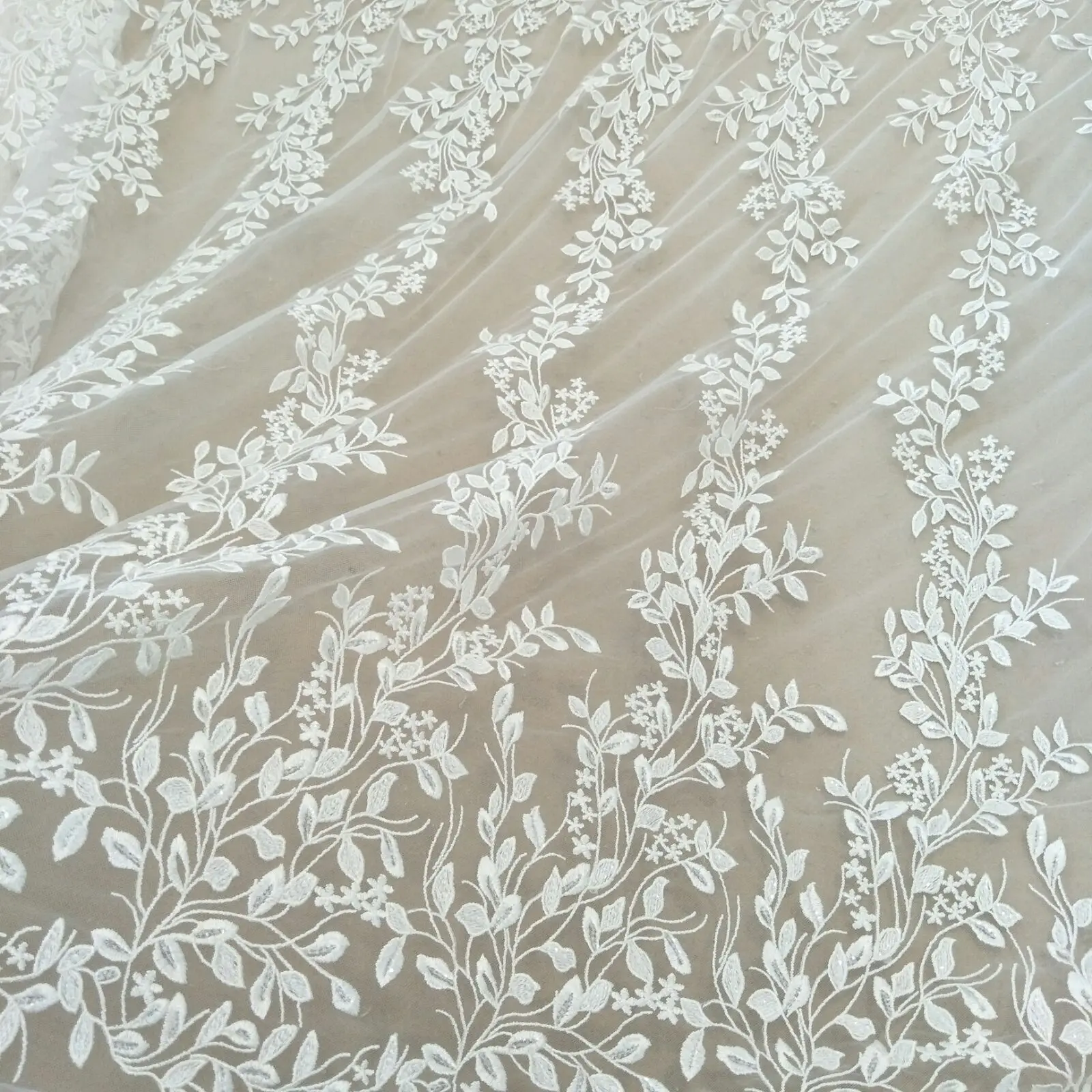 fashion leafs lace fabric with sequins 130cm width dress lace fabric sell by yard