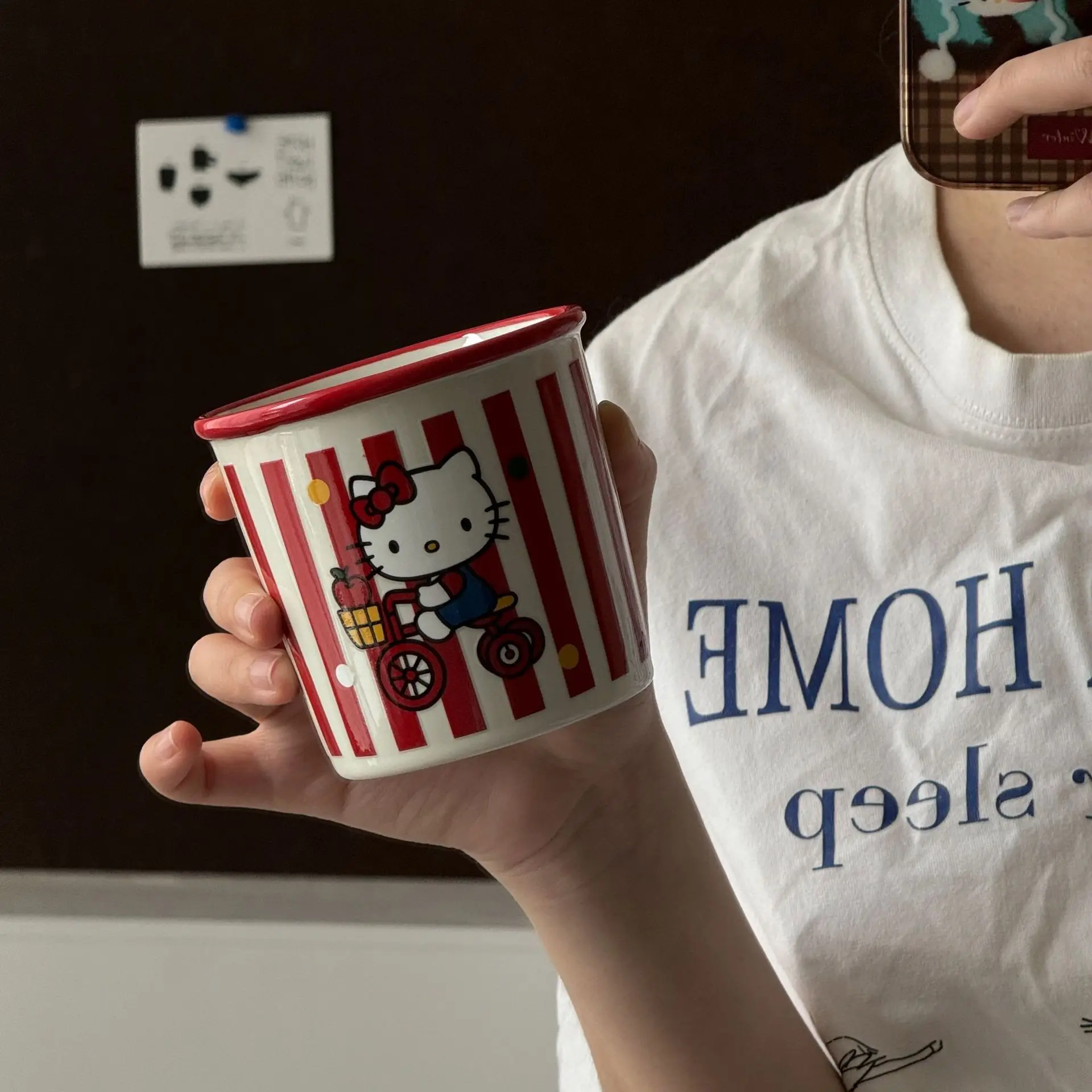 Anime Hello Kitty Red Cat Ceramic Cup Cute Hand Holding Cups Large Capacity Water Office Household Drinking Bottles Toy Gifts