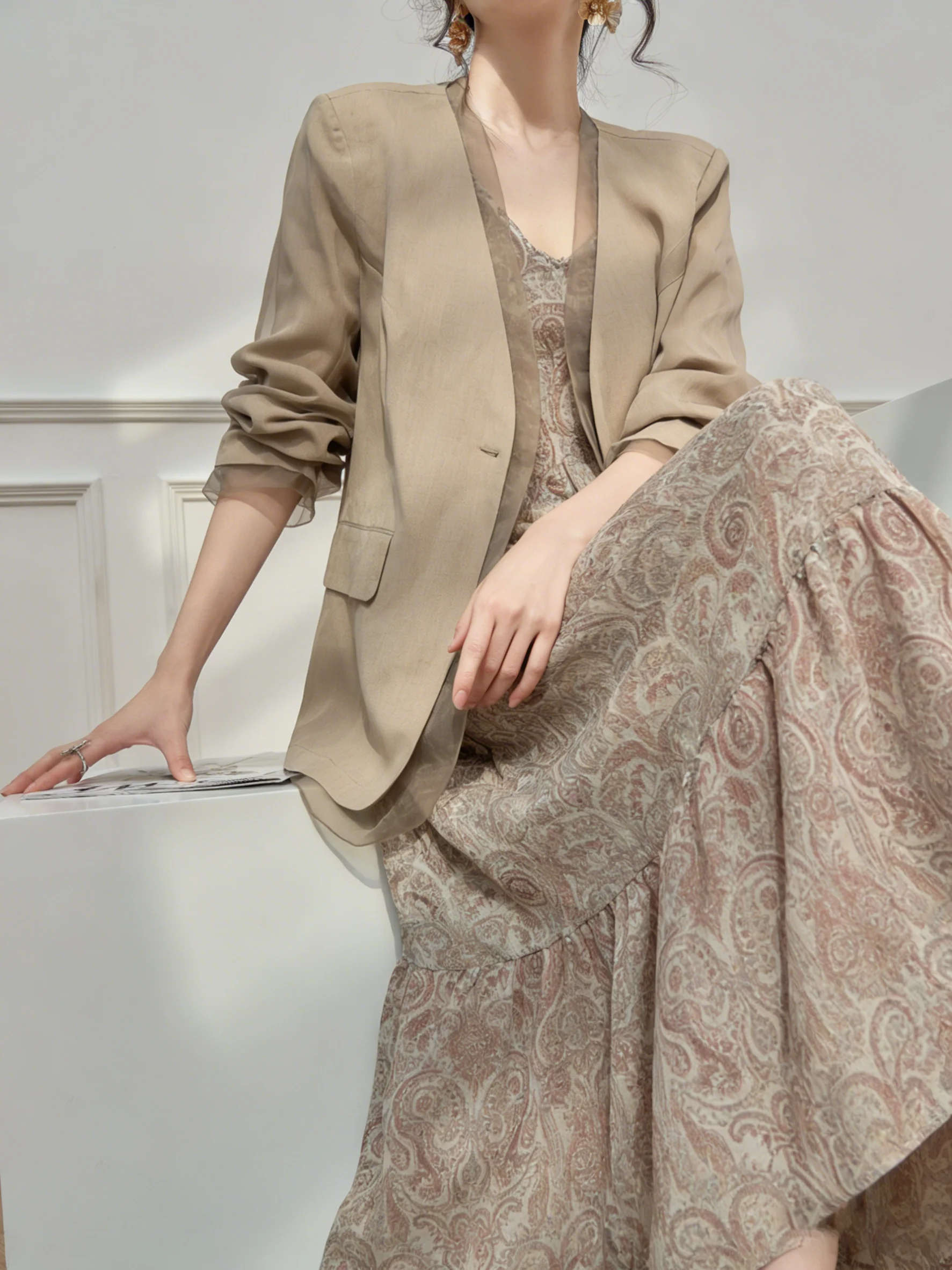 

Khaki Suit Jacket And Dress Set Women's Early Spring Beautiful Light High Waist Complete Set Fashionable Casual Loose Fit