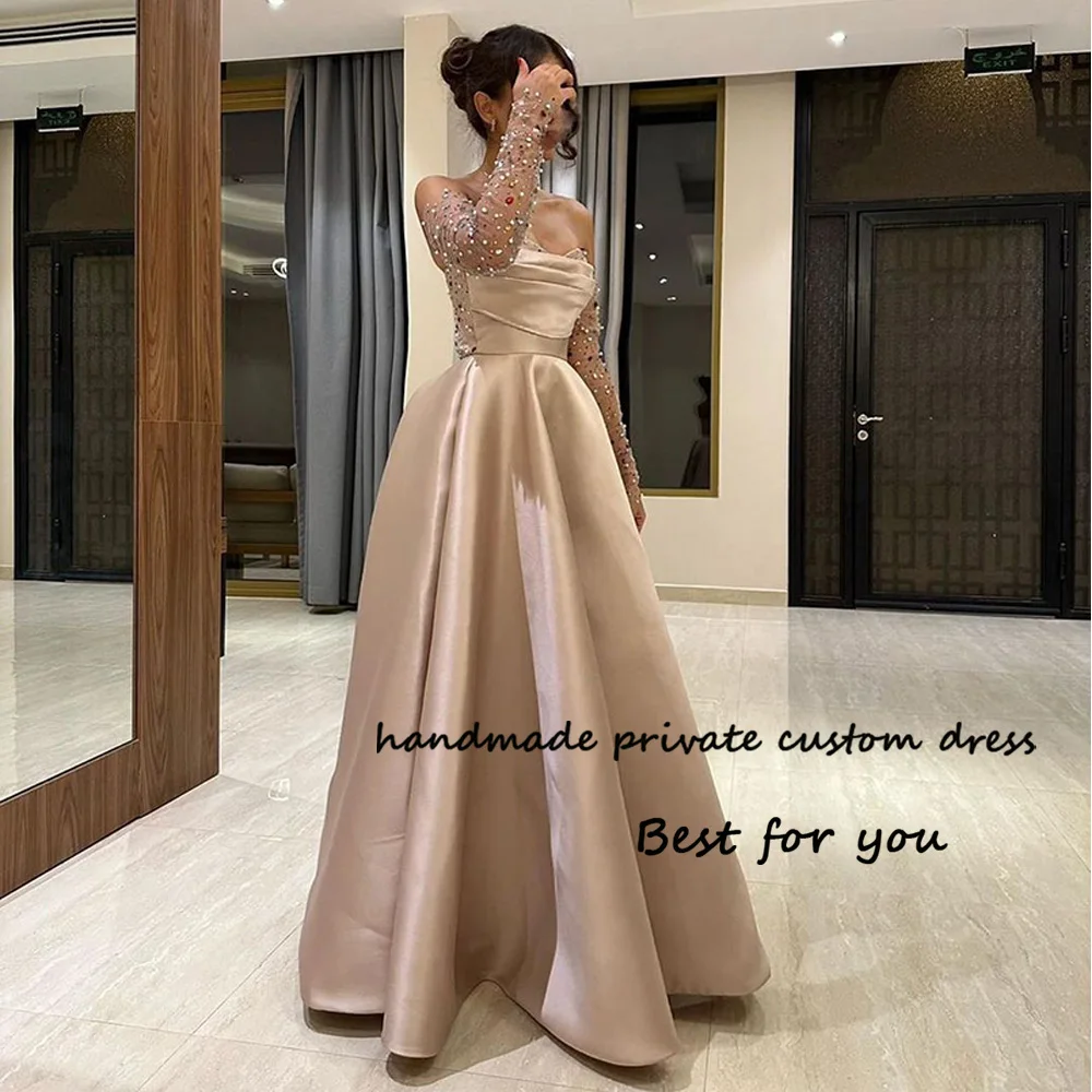 

Champagne A Line Evening Dresses Crystal Pleats Satin Sweetheart Prom Party Dress Floor Length Dubai Arabic Formal Gowns