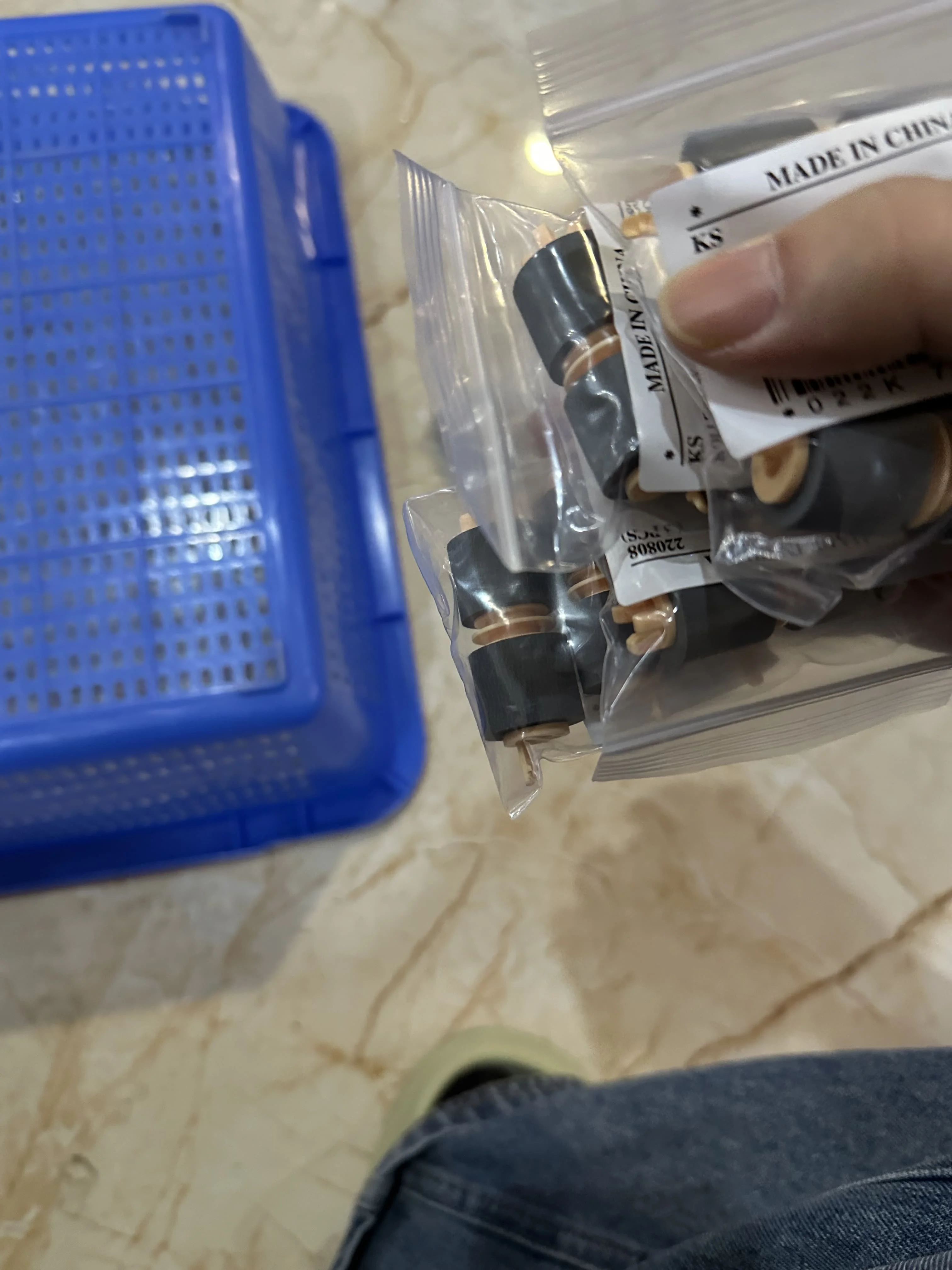 

12 шт. ролик захвата бумаги для Xerox DocuColor 5065 6075 240 250 242 252 260 7025 7030 7035 8000 550 560 570 2060 3060 3065