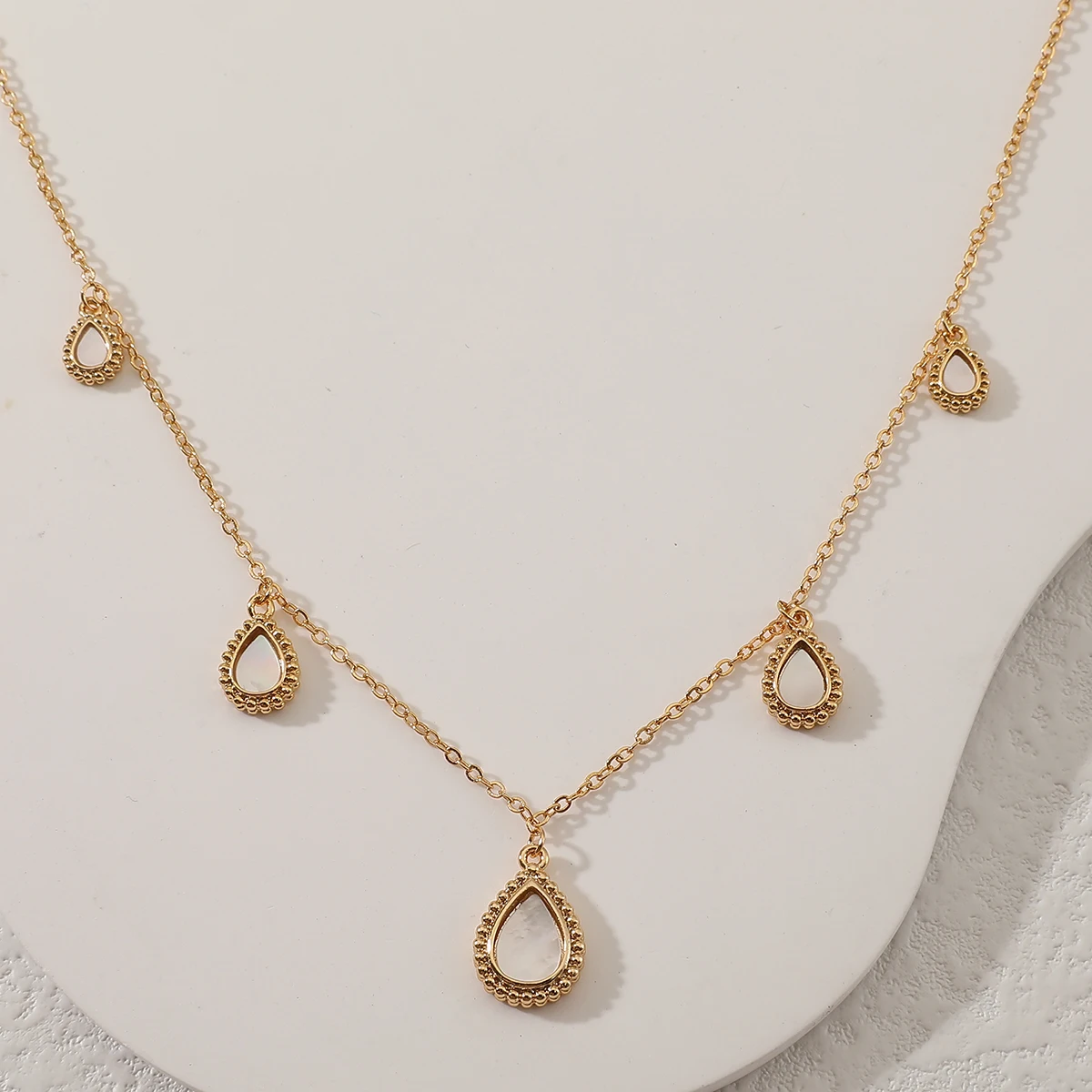 Women Fashion Tredny Sweet Copper Zircon Shell Waterdrop Design Choker Necklace Earring Set Party Wedding Jewelry Set Accessory