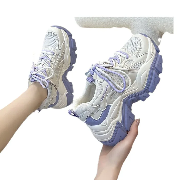 Lightweight sports running shoes for women 2024 spring new mesh campus style Forrest Gump daddy all-match casual trendy shoes
