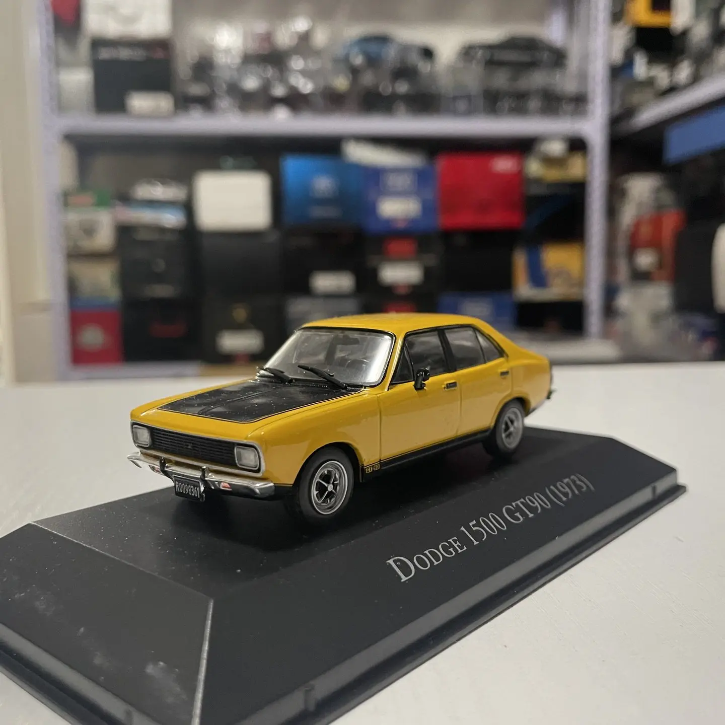 IXO Coche de Juguete de Aleación Fundida a Escala 1:43, Dodge 1500 GT90 de 1973, Modelo Clásico, Nostalgia, Regalo para Adultos, Souvenir, Exhibición Estática